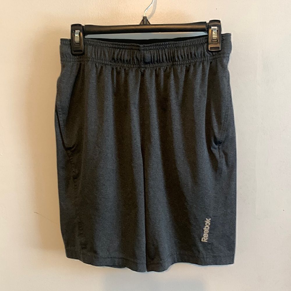 Reebok EUC gray athletic shorts. Size S